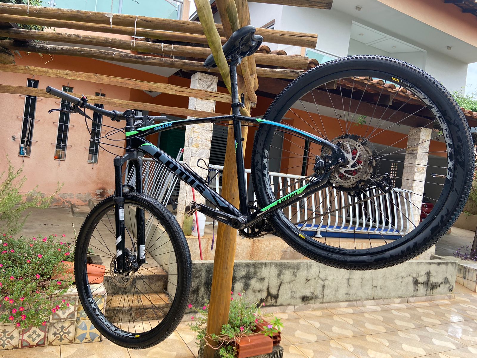 MTB LOTUS ARO 29