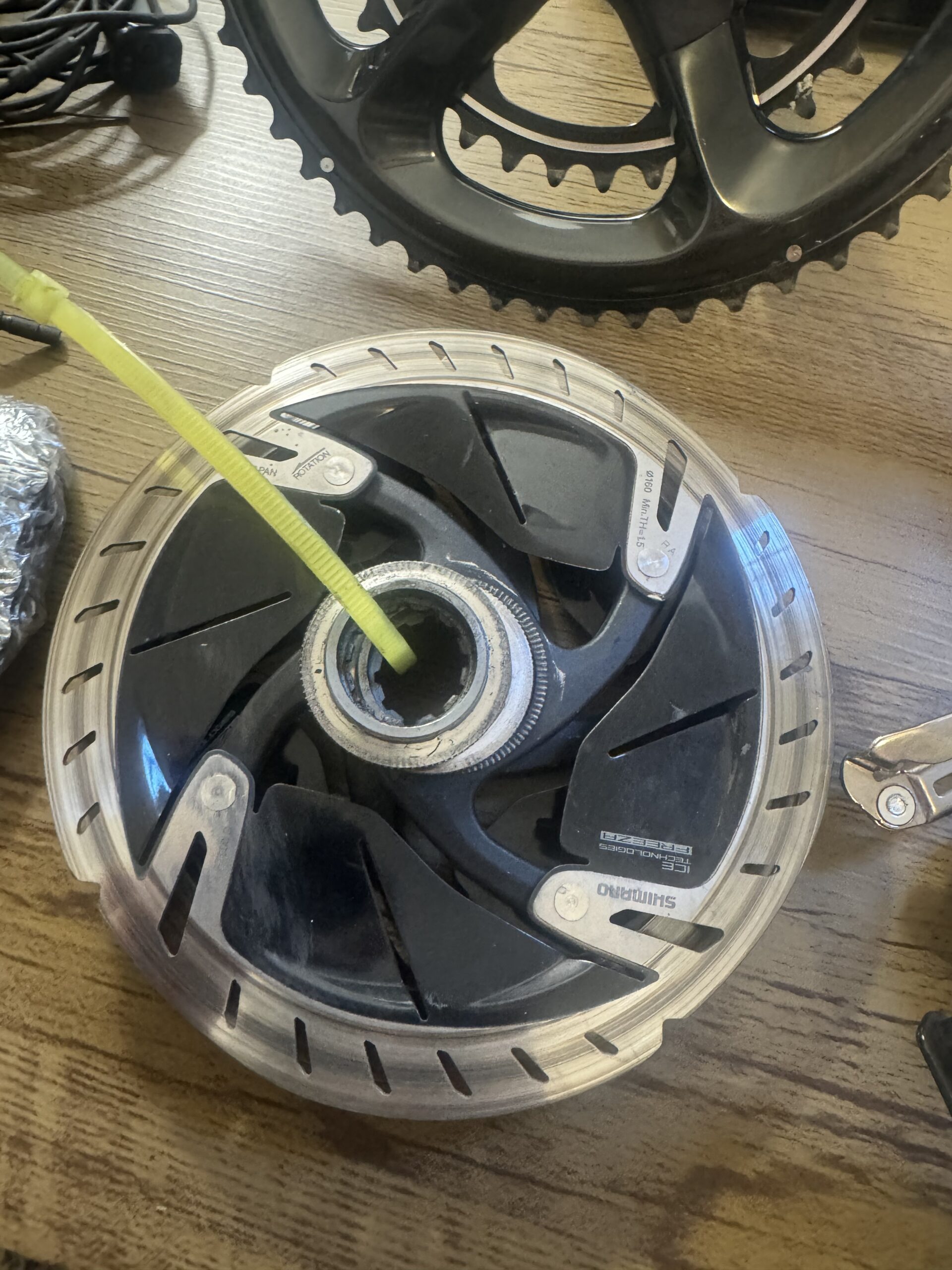 GRUPO SHIMANO DURA-ACE Di2 – 11v Disco