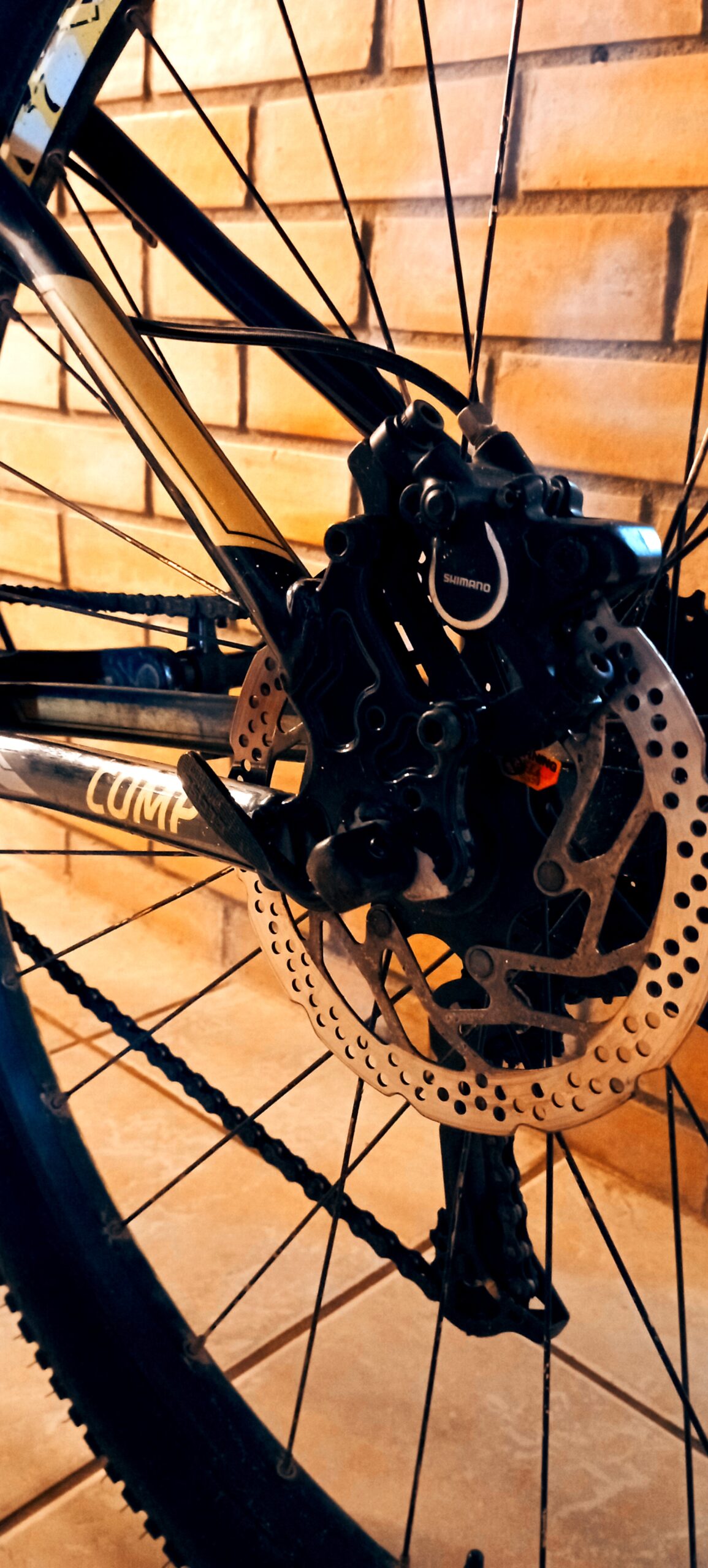 MTB CALOI EXPLORER COMP